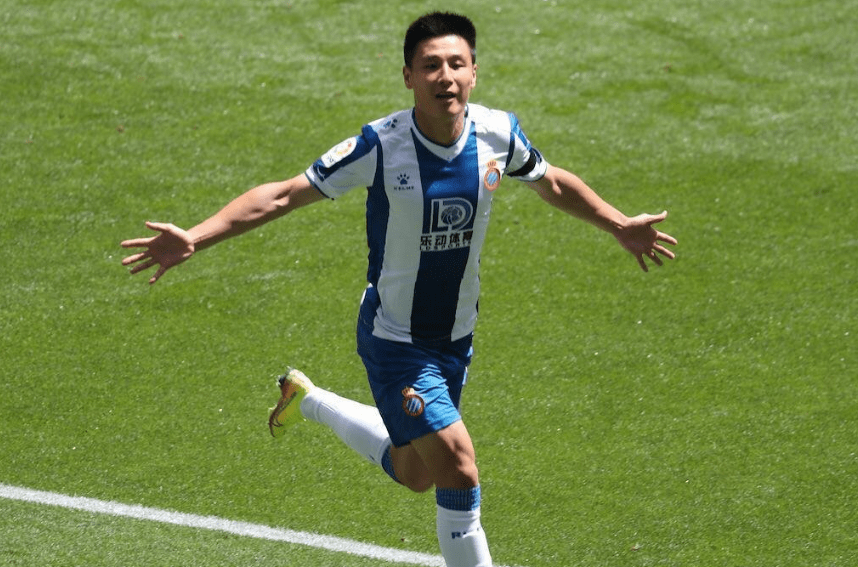  克莱蒙边路传中制造杀机，高中锋头槌破门锁定胜局